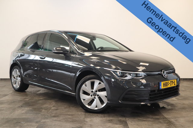 Volkswagen Golf - 1.5 eTSI Style Panoramadak Elec.Trekhaak IQ-led * Hemelvaartsdag geopend van 12:00 tot 17:00u *