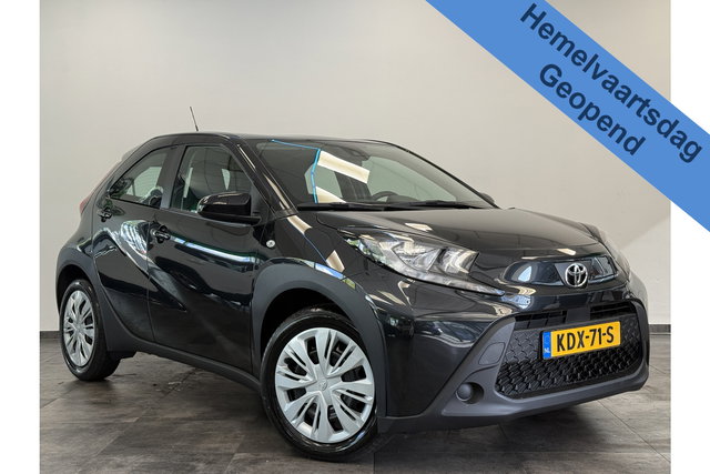Toyota Aygo - X 1.0 VVT-i S-CVT Play * Hemelvaartsdag geopend van 12:00 tot 17:00u *