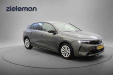 Opel Astra - 1.2 Business Edition - Carplay, Camera, LED, PDC, Stuur/Stoel verwarming