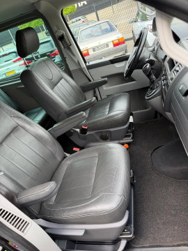 Volkswagen Transporter 2.0 TDI L2H1 DC Automaat Leer Zwart