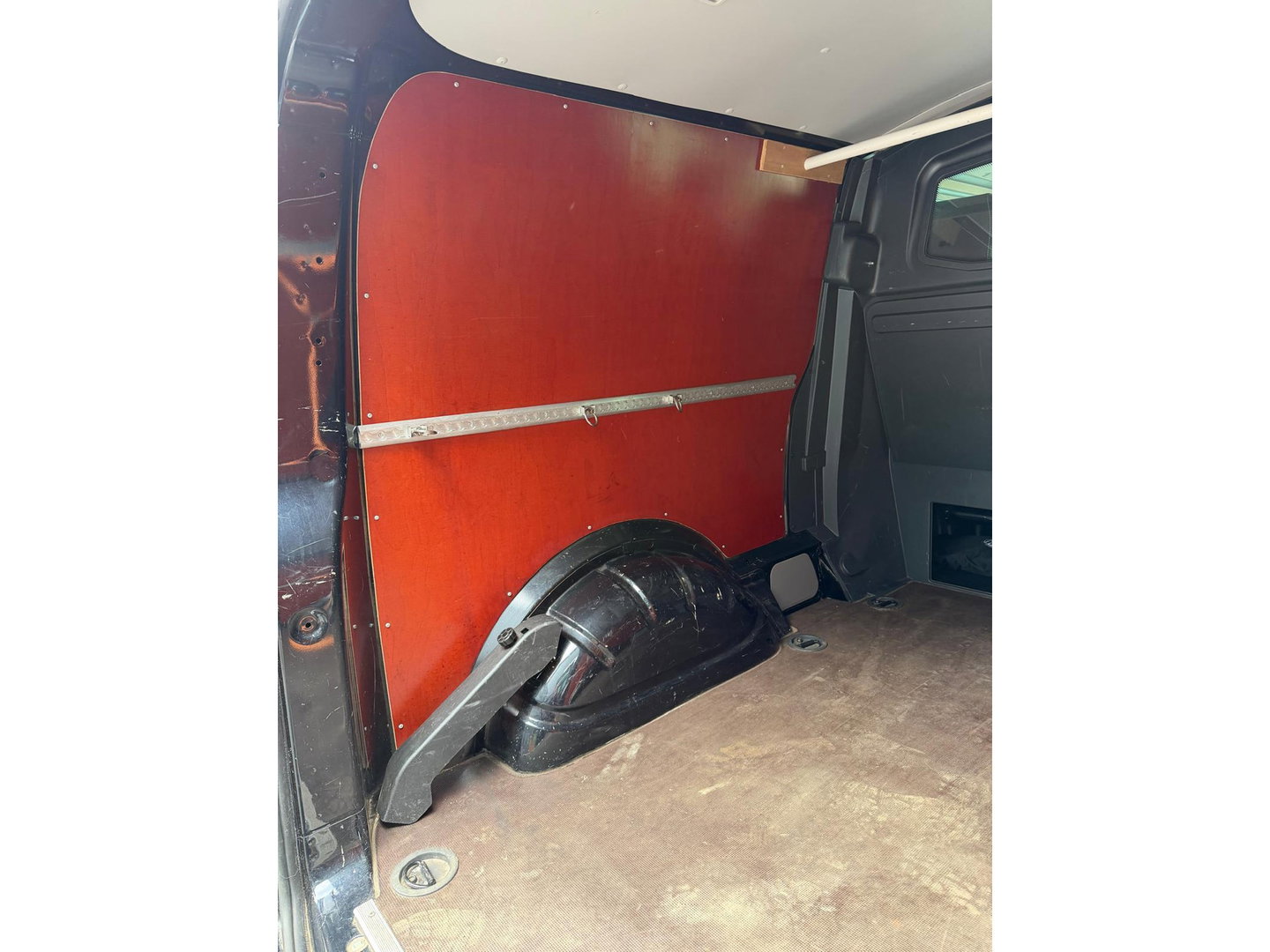 Volkswagen Transporter 2.0 TDI L2H1 DC Automaat Leer Zwart