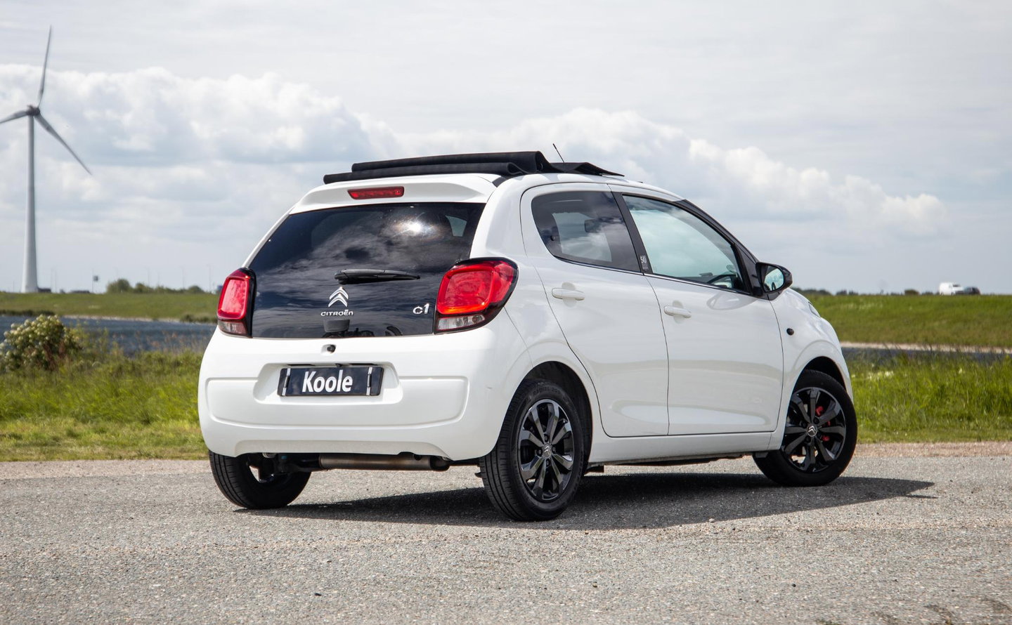 Citroën C1 1.0 e-VTi Airscape Shine CABRIO / AIRCO / N.A.P / CAMERA / CRUISE CONTROLE