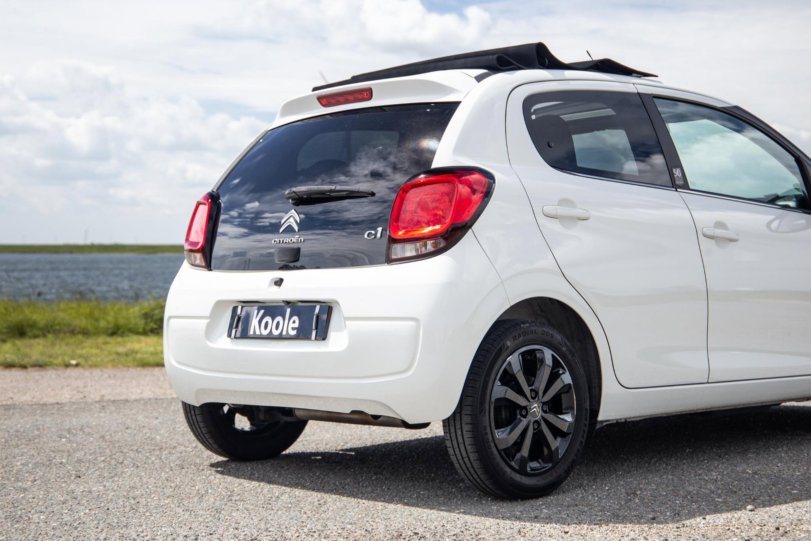 Citroën C1 1.0 e-VTi Airscape Shine CABRIO / AIRCO / N.A.P / CAMERA / CRUISE CONTROLE