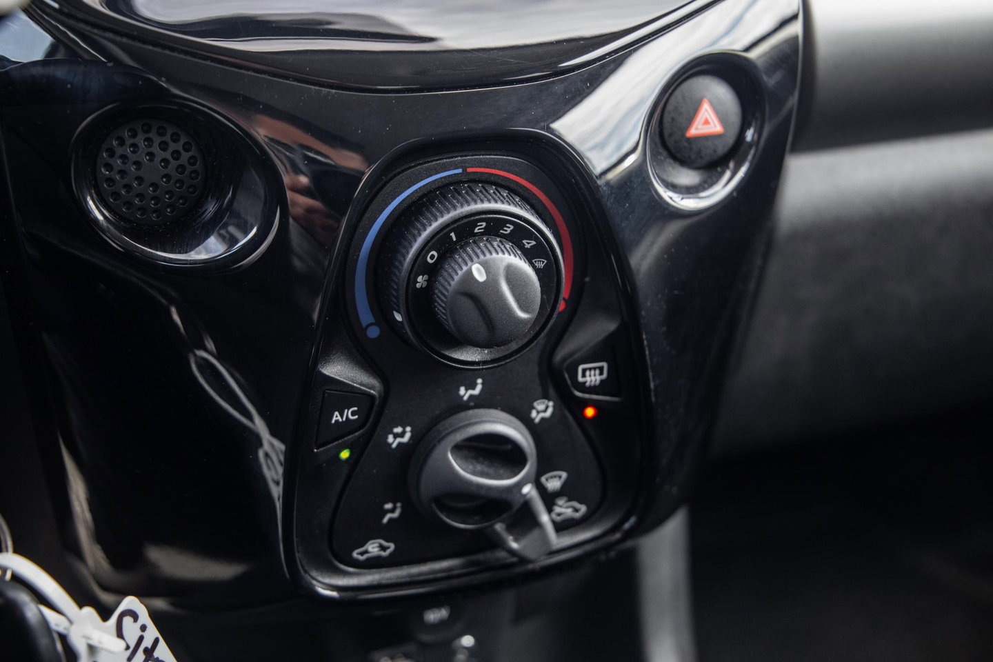 Citroën C1 1.0 e-VTi Airscape Shine CABRIO / AIRCO / N.A.P / CAMERA / CRUISE CONTROLE