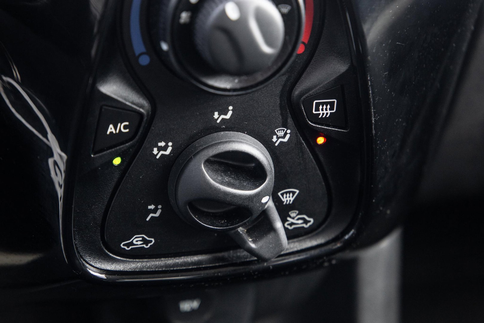 Citroën C1 1.0 e-VTi Airscape Shine CABRIO / AIRCO / N.A.P / CAMERA / CRUISE CONTROLE