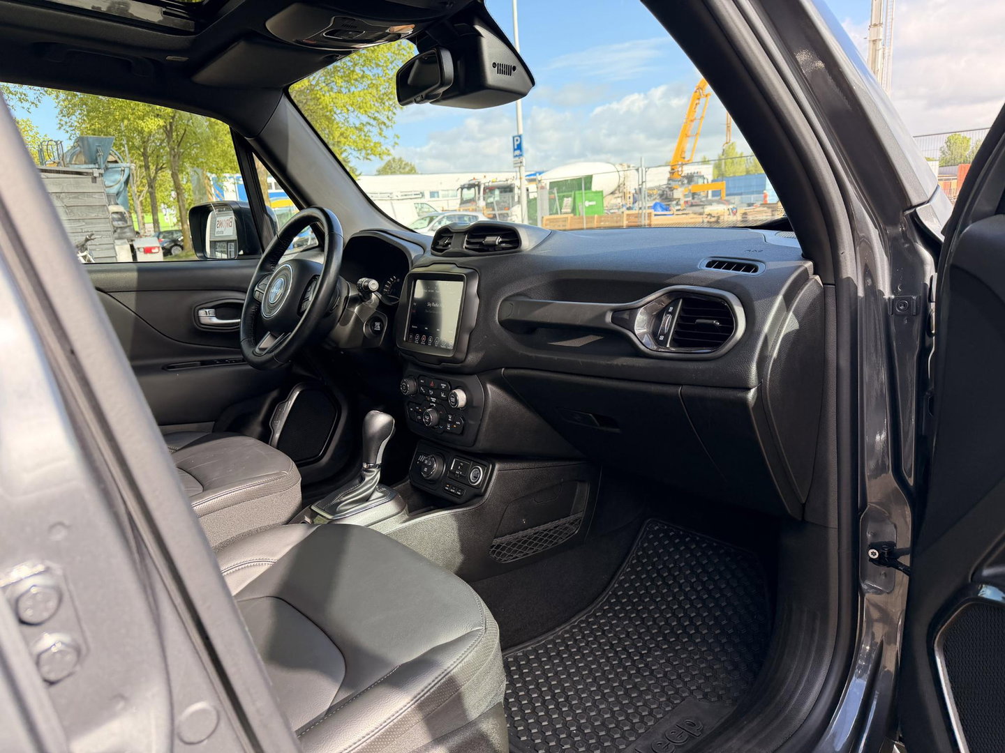 Jeep Renegade 4xe 240 Plug-in Hybrid Electric Limited Plug-in l Leder l trekhaak l keyless l Full Options