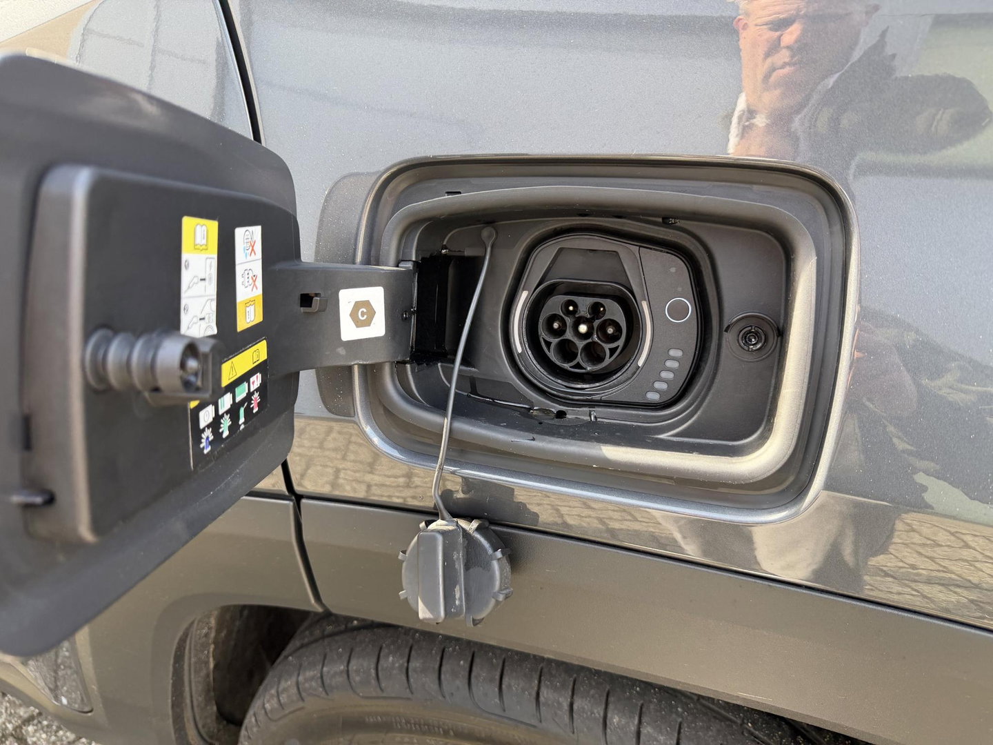 Jeep Renegade 4xe 240 Plug-in Hybrid Electric Limited Plug-in l Leder l trekhaak l keyless l Full Options