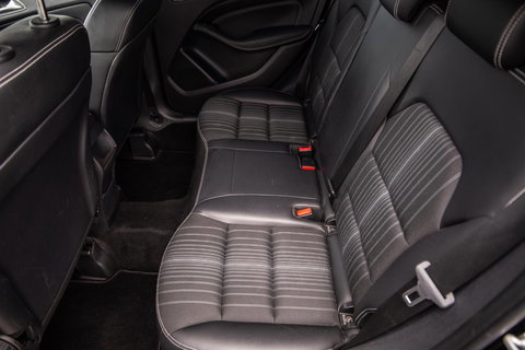 Mercedes-Benz B-Klasse 180 Ambition AUTOMAAT / CRUISE CONTROLE / NAVI / TREKHAAK / LEER