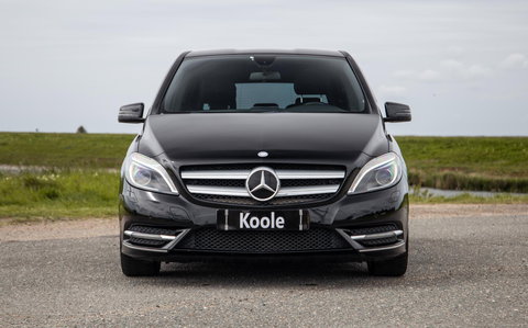 Mercedes-Benz B-Klasse 180 Ambition AUTOMAAT / CRUISE CONTROLE / NAVI / TREKHAAK / LEER