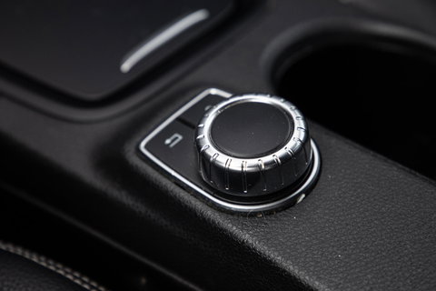 Mercedes-Benz B-Klasse 180 Ambition AUTOMAAT / CRUISE CONTROLE / NAVI / TREKHAAK / LEER