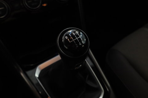 Volkswagen T-Roc 1.0 TSI Style PDC Camera ACC Navi 24 Maanden garantie* (Vraag naar de voorwaarden)