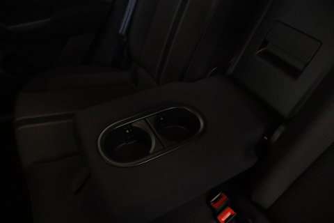 Volkswagen T-Roc 1.0 TSI Style PDC Camera ACC Navi 24 Maanden garantie* (Vraag naar de voorwaarden)