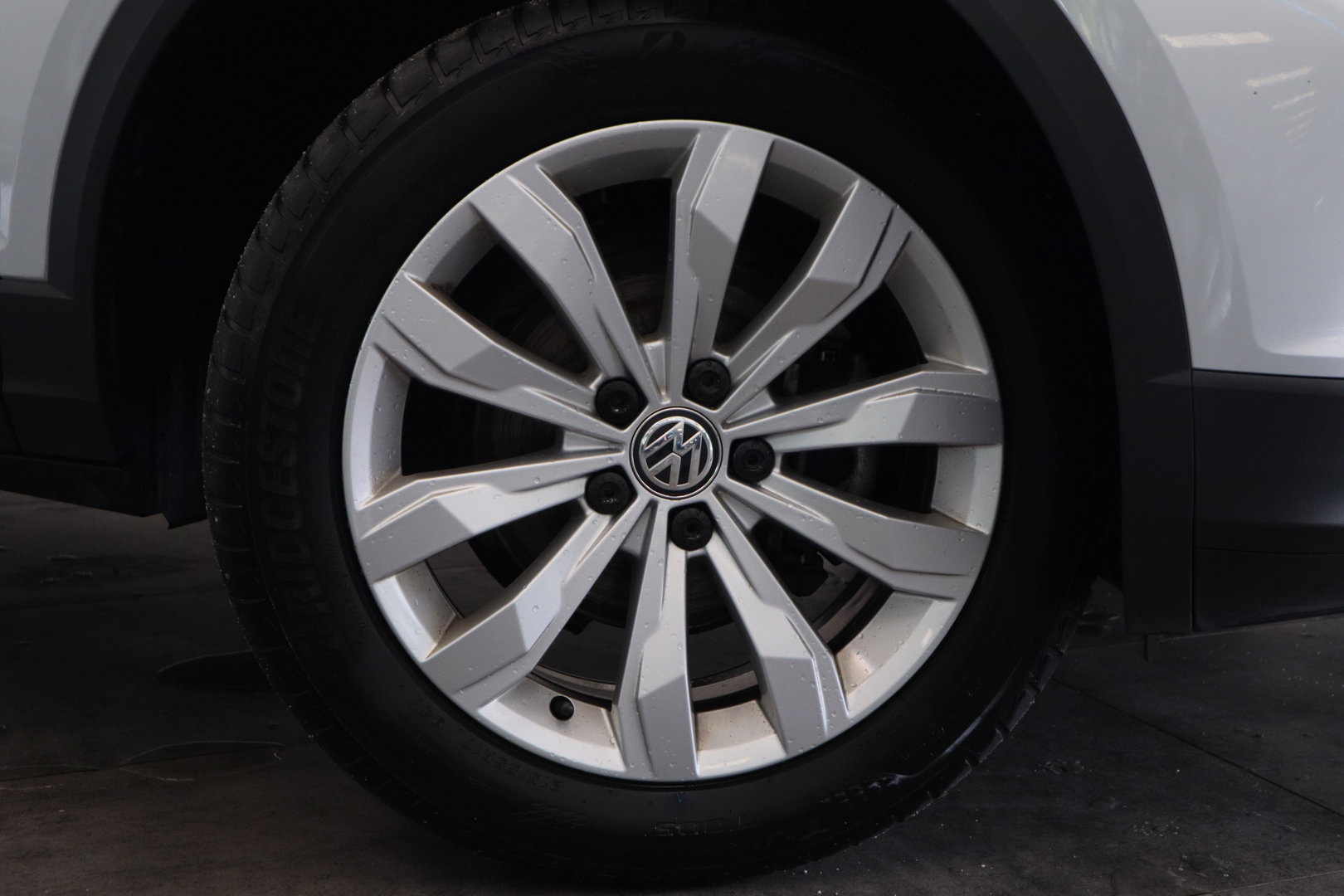 Volkswagen T-Roc 1.0 TSI Style PDC Camera ACC Navi 24 Maanden garantie* (Vraag naar de voorwaarden)