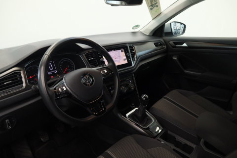 Volkswagen T-Roc 1.0 TSI Style PDC Camera ACC Navi 24 Maanden garantie* (Vraag naar de voorwaarden)