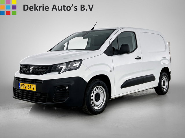 Peugeot Partner - 1.2 Benzine 111PK Euro6 Premium / Airco / Navigatie / Cruise-ctr. / Schuifdeur + Raam / Radio multimedia / Apk nieuw