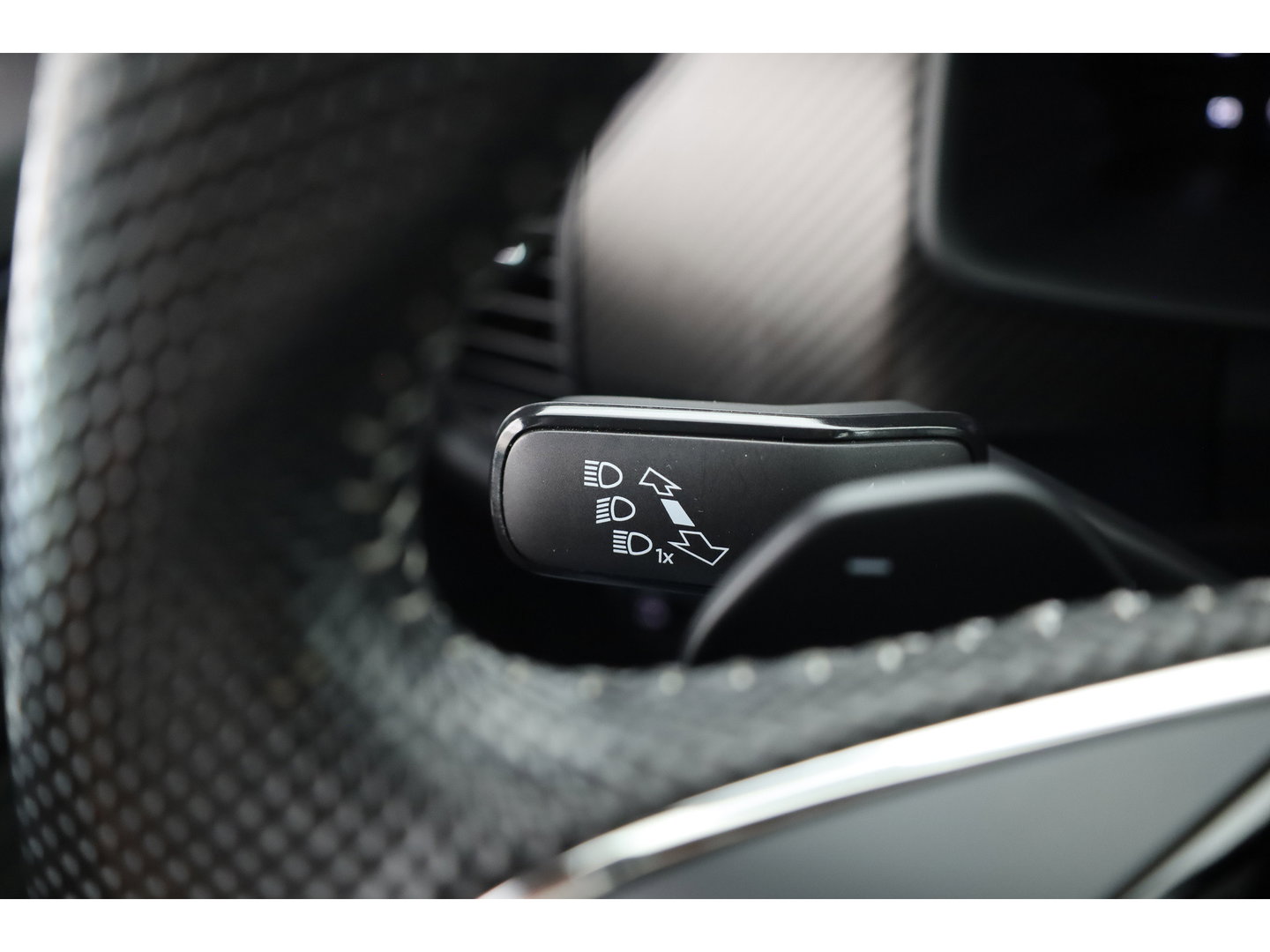 Škoda Kodiaq 1.5 TSI Sportline Business DSG | Adapt. Cruise | Pano | Apple CarPlay | Stoelverw. Voor + Achter | Camera | Memory