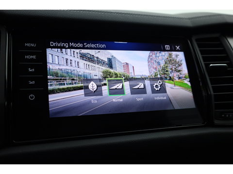 Škoda Kodiaq 1.5 TSI Sportline Business DSG | Adapt. Cruise | Pano | Apple CarPlay | Stoelverw. Voor + Achter | Camera | Memory