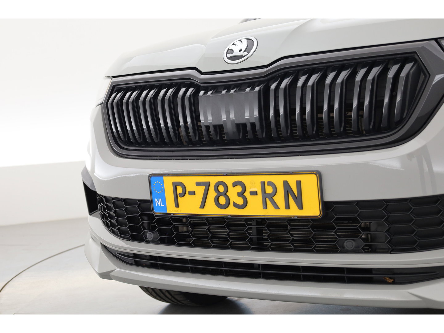 Škoda Kodiaq 1.5 TSI Sportline Business DSG | Adapt. Cruise | Pano | Apple CarPlay | Stoelverw. Voor + Achter | Camera | Memory