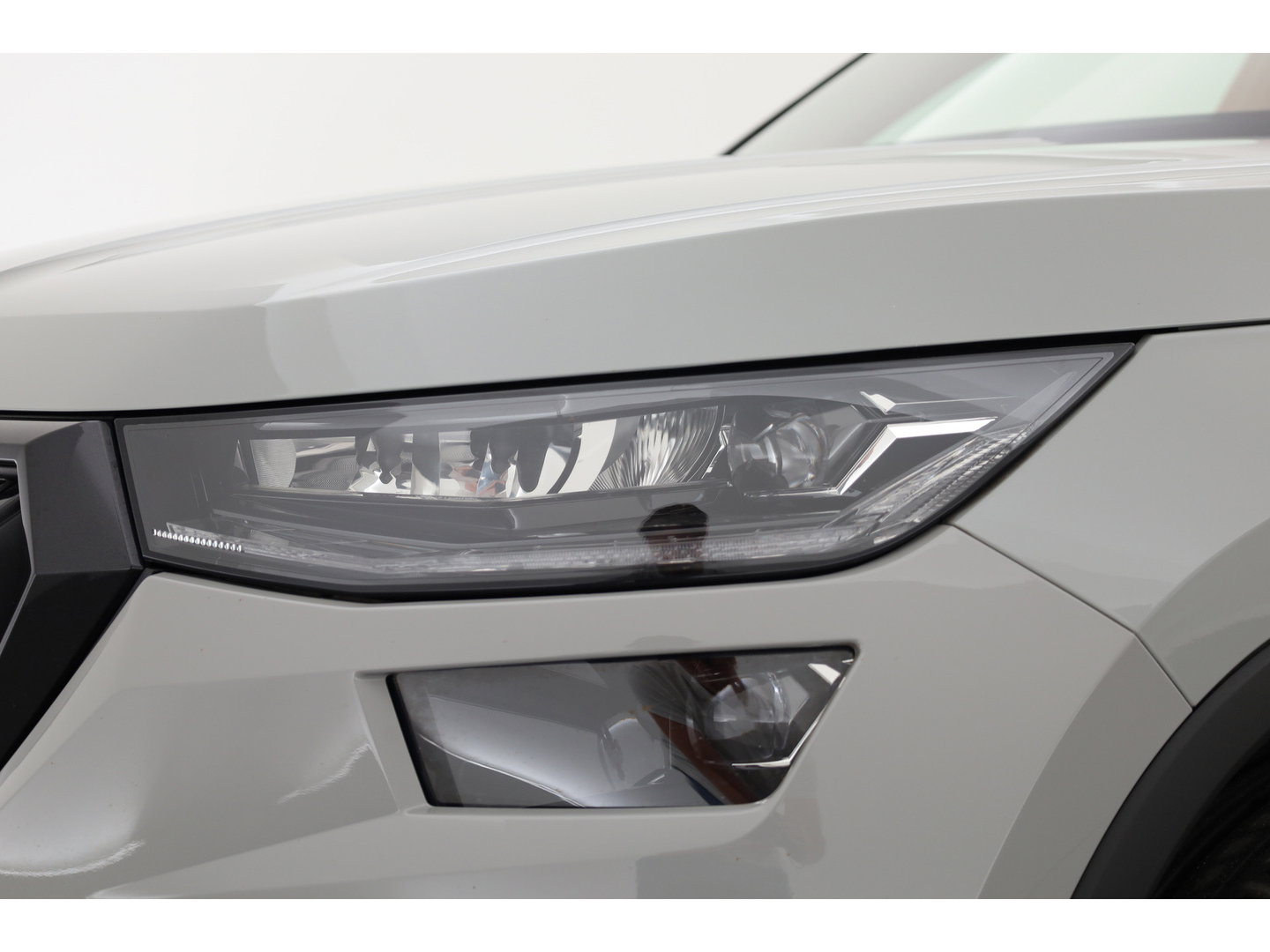 Škoda Kodiaq 1.5 TSI Sportline Business DSG | Adapt. Cruise | Pano | Apple CarPlay | Stoelverw. Voor + Achter | Camera | Memory