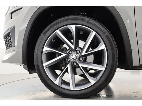Škoda Kodiaq 1.5 TSI Sportline Business DSG | Adapt. Cruise | Pano | Apple CarPlay | Stoelverw. Voor + Achter | Camera | Memory