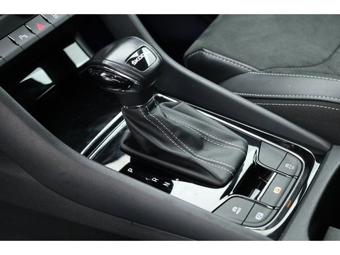 Škoda Kodiaq 1.5 TSI Sportline Business DSG | Adapt. Cruise | Pano | Apple CarPlay | Stoelverw. Voor + Achter | Camera | Memory