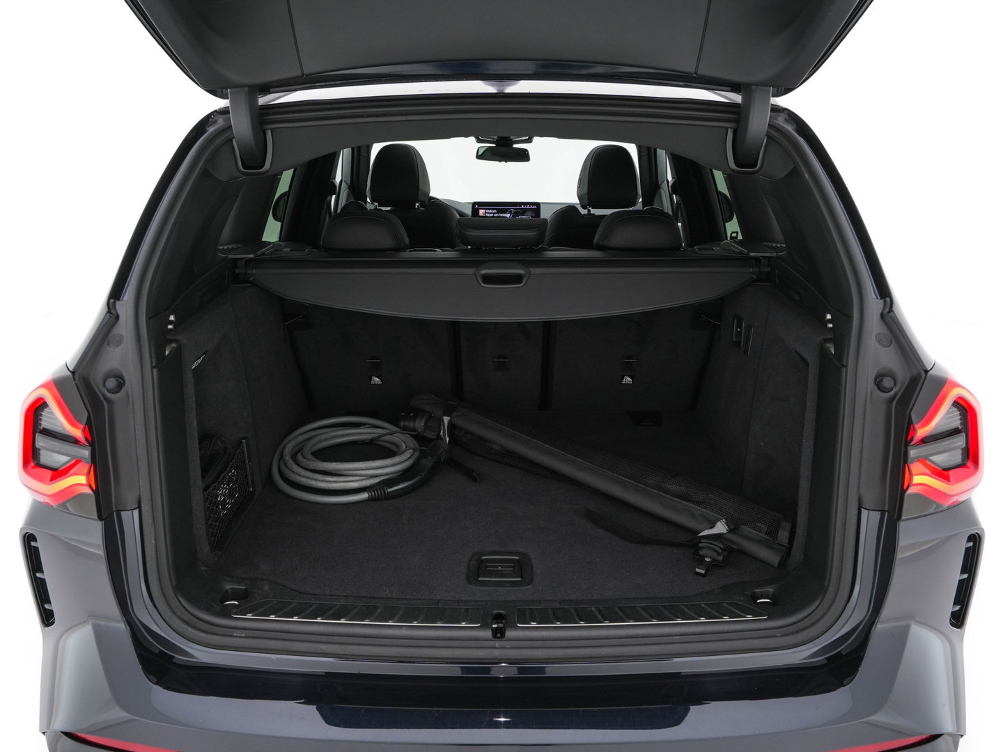 BMW iX3 High Executive 80 kWh Facelift [ 3-Fase-11kW) ] {SOH-100%} (INCL-BTW) Aut. *PANO | LEATHER | ADAPTIVE-CRUISE | FULL-LED | HARMAN/KARDON | TOPVIEW | MEMORY-PACK | BLINDSPOT | DIGI-COCKPIT | HEATED-COMFORTSEATS | DAB+ | NAVI-FULLMAP | HEAD-UP | 20''ALU