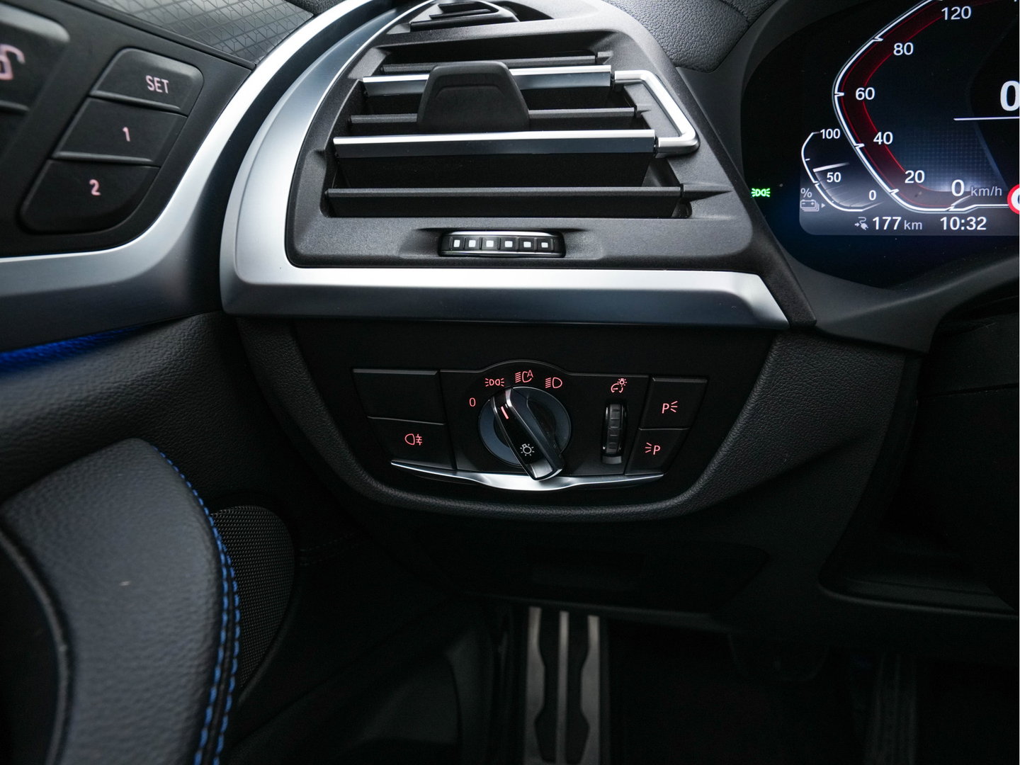 BMW iX3 High Executive 80 kWh Facelift [ 3-Fase-11kW) ] {SOH-100%} (INCL-BTW) Aut. *PANO | LEATHER | ADAPTIVE-CRUISE | FULL-LED | HARMAN/KARDON | TOPVIEW | MEMORY-PACK | BLINDSPOT | DIGI-COCKPIT | HEATED-COMFORTSEATS | DAB+ | NAVI-FULLMAP | HEAD-UP | 20''ALU