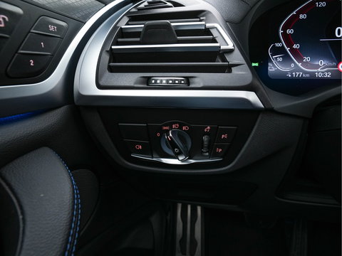 BMW iX3 High Executive 80 kWh Facelift [ 3-Fase-11kW) ] {SOH-100%} (INCL-BTW) Aut. *PANO | LEATHER | ADAPTIVE-CRUISE | FULL-LED | HARMAN/KARDON | TOPVIEW | MEMORY-PACK | BLINDSPOT | DIGI-COCKPIT | HEATED-COMFORTSEATS | DAB+ | NAVI-FULLMAP | HEAD-UP | 20''ALU