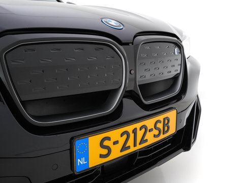 BMW iX3 High Executive 80 kWh Facelift [ 3-Fase-11kW) ] {SOH-100%} (INCL-BTW) Aut. *PANO | LEATHER | ADAPTIVE-CRUISE | FULL-LED | HARMAN/KARDON | TOPVIEW | MEMORY-PACK | BLINDSPOT | DIGI-COCKPIT | HEATED-COMFORTSEATS | DAB+ | NAVI-FULLMAP | HEAD-UP | 20''ALU