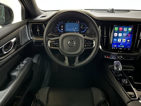 Volvo V60 2.0 T8 Plug-in hybrid AWD Polestar Engineered B&W