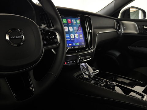 Volvo V60 2.0 T8 Plug-in hybrid AWD Polestar Engineered B&W