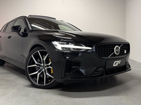 Volvo V60 2.0 T8 Plug-in hybrid AWD Polestar Engineered B&W