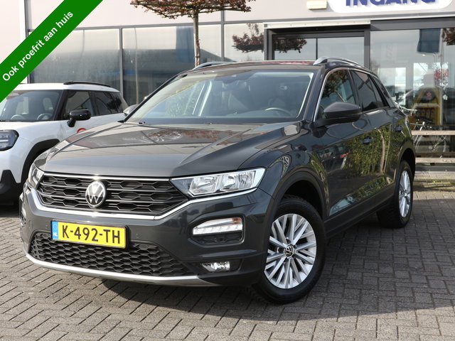 Volkswagen T-Roc - 1.0 TSI Style Business NAVI TREKHAAK