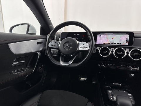 Mercedes-Benz CLA-Klasse Shooting Brake 200 Business Solution AMG (INCL.BTW) Aut. *LEATHER-MICROFIBRE | FULL-LED | HEATED-SPORTSEATS | DIGI-COCKPIT | DAB+ | NAVI-FULLMAP | CAMERA | PRIVACYGLASS | SHIFT-PADDLES | 18''ALU*