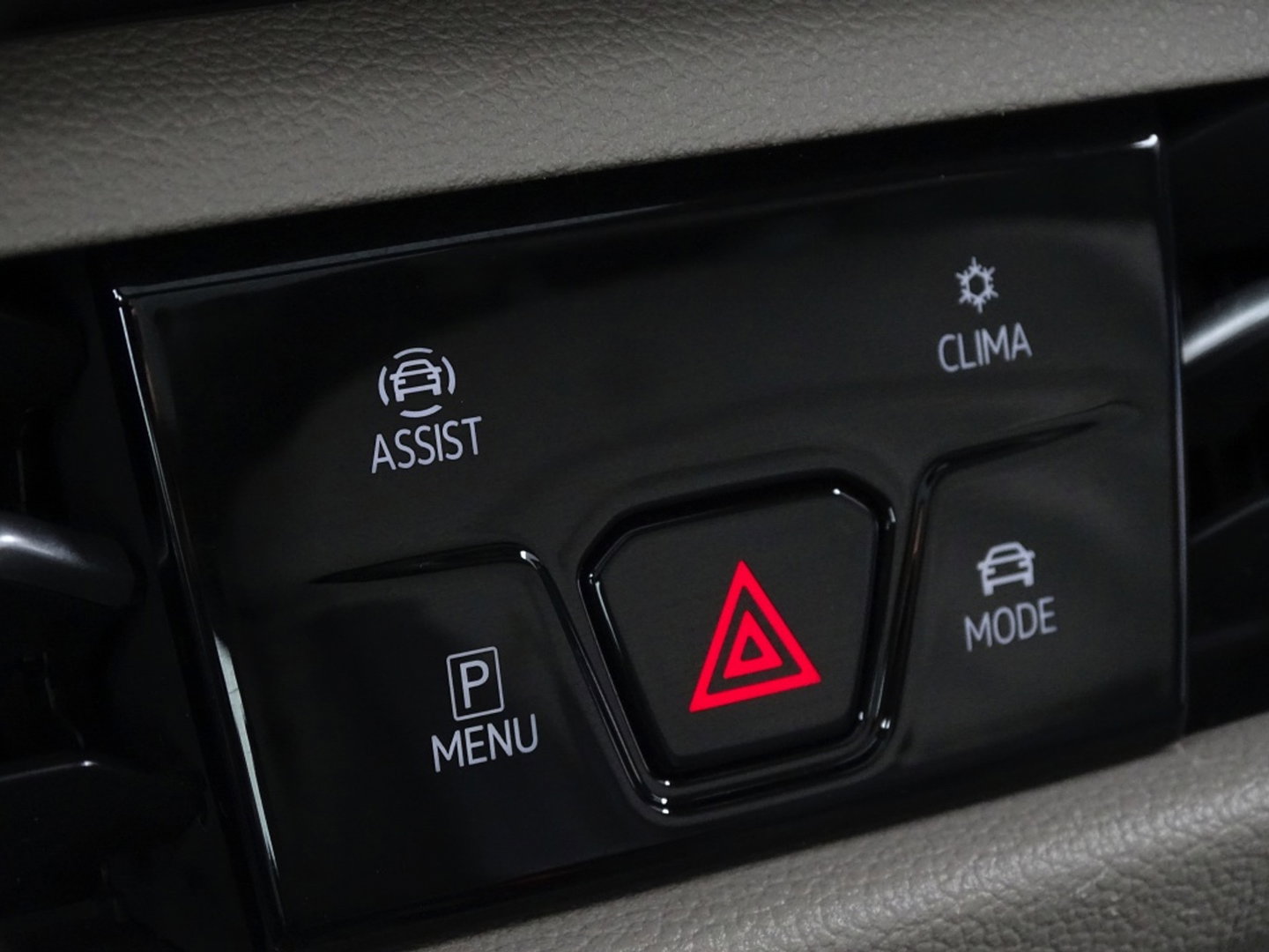 Volkswagen Multivan eHybrid 218PK / IQ-light / VIP 7- pers / 360°