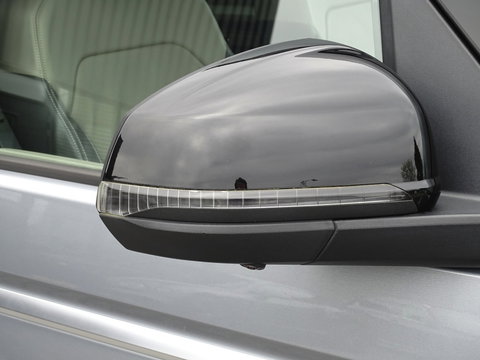 Volkswagen Multivan eHybrid 218PK / IQ-light / VIP 7- pers / 360°