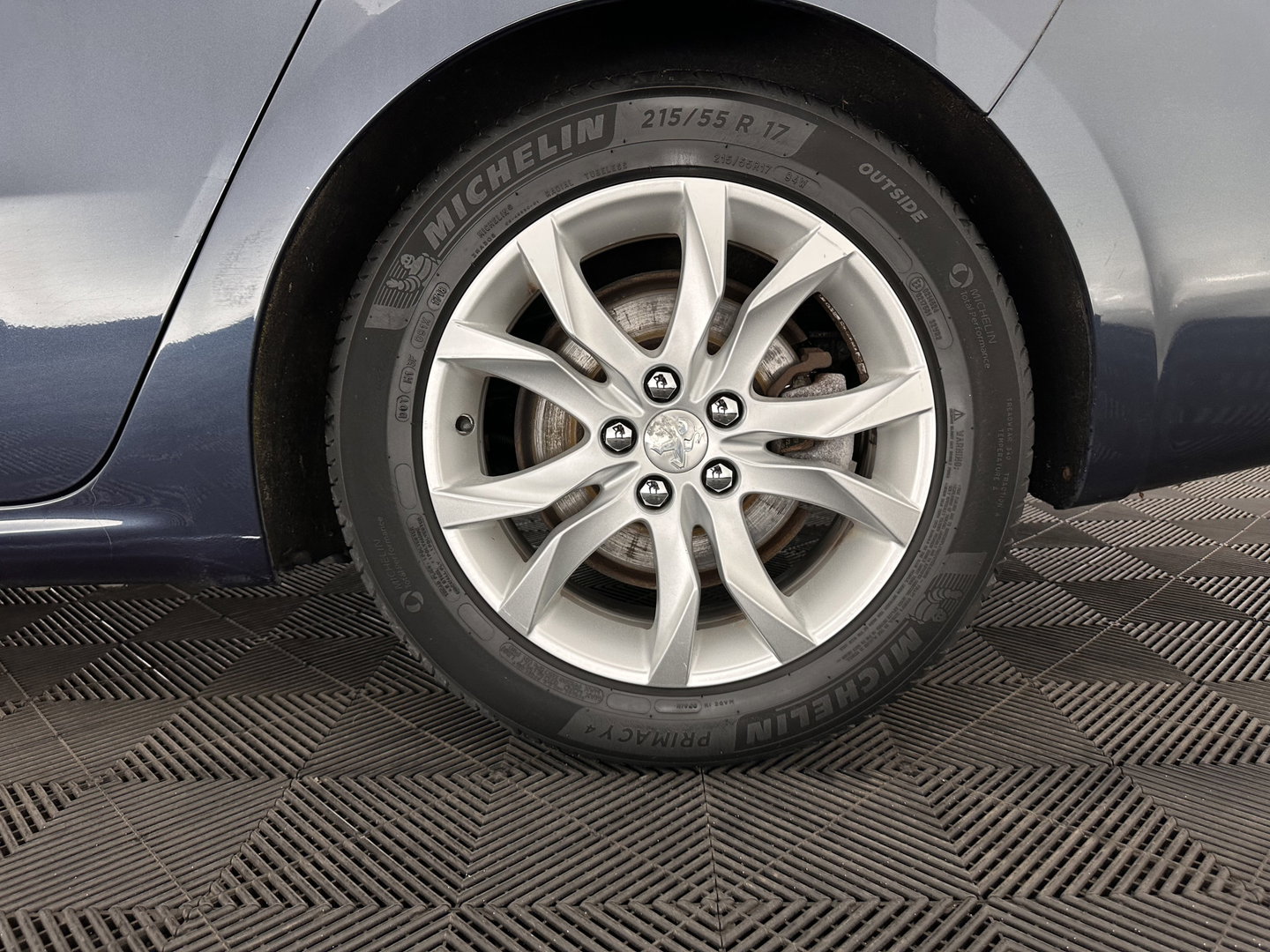 Peugeot 508 2.0 HDi Blue Lease Premium Hybrid4 (INCL-BTW) Aut. LEATHER | XENON | KEYLESS | COMFORT-SEATS | SHIFT-PADDLES | NAVI-FULLMAP | ECC | PDC | HEAD-UP | CRUISE | 17''ALU*
