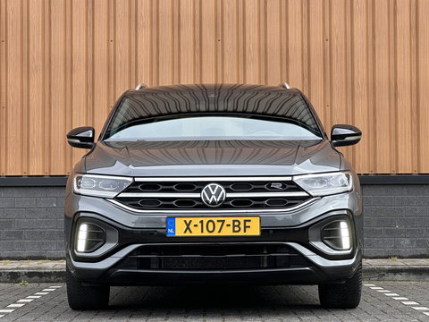 Volkswagen T-Roc 1.0 TSI R-Line Business | Massage | IQ Light | DAB | Stoelverwarming | Achteruitrijcamera | Apple Carplay | ECC |