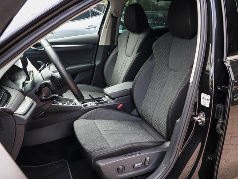 Škoda Octavia Combi 1.4 TSI iV PHEV Business Edition Plus SoH 92,3%