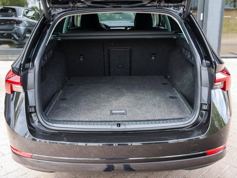 Škoda Octavia Combi 1.4 TSI iV PHEV Business Edition Plus SoH 92,3%