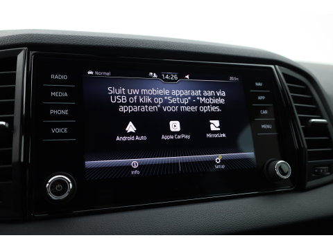 Škoda Karoq 1.5 TSI ACT Sportline Business | Digi. Dashboard | Elek. Trekhaak | Adapt. Cruise | Camera | Keyless | 19'' | Apple CarPlay | Stoel- Stuurverw.