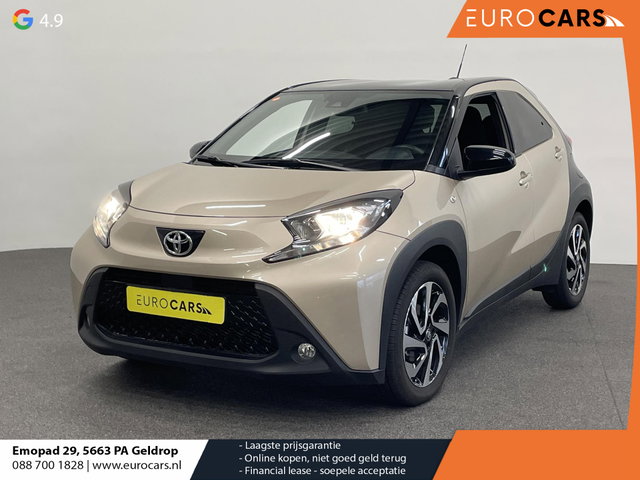 Toyota Aygo - X 1.0 VVT-i Automaat Pulse Navigatie Apple Carplay/Android Auto Camera 17" Lichtmetalen Velgen Climate Control Adaptive Cruise Control Two Tone
