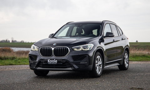 BMW X1 xDrive25e Executive X CAMERA / CARPLAY / HEAD UP DISPLAY / LEDER / LED / CRUISE CONTROLE / STOELVERWARMING