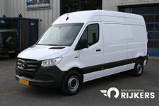 Mercedes-Benz eSprinter - 312 L2H2 FWD 56 kWh Camera, Stoelverwarming