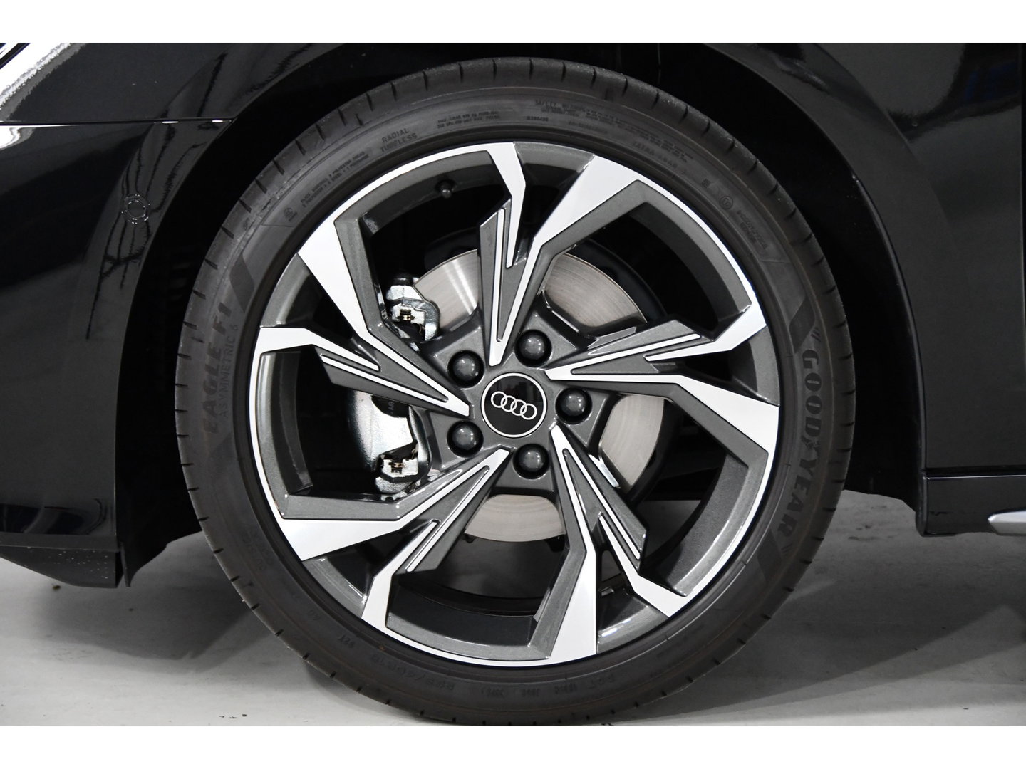 Audi A3 Sportback 35 TFSI S-edition 3x S-Line, Pano, Cam, AppleCP