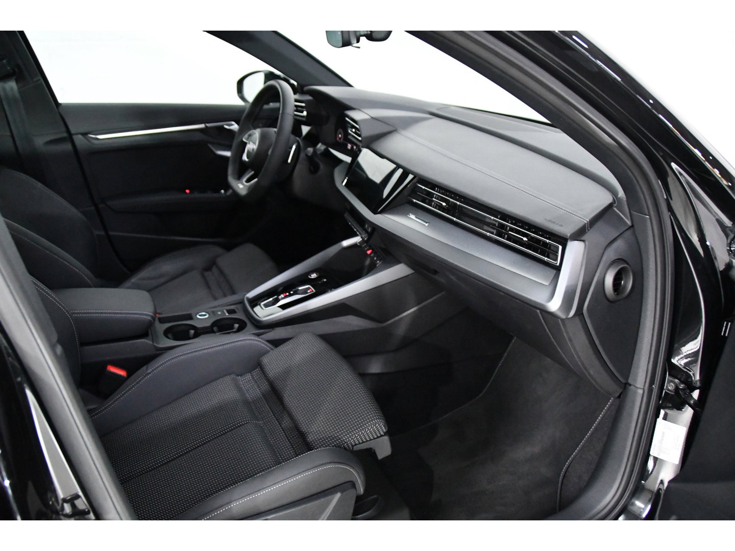 Audi A3 Sportback 35 TFSI S-edition 3x S-Line, Pano, Cam, AppleCP