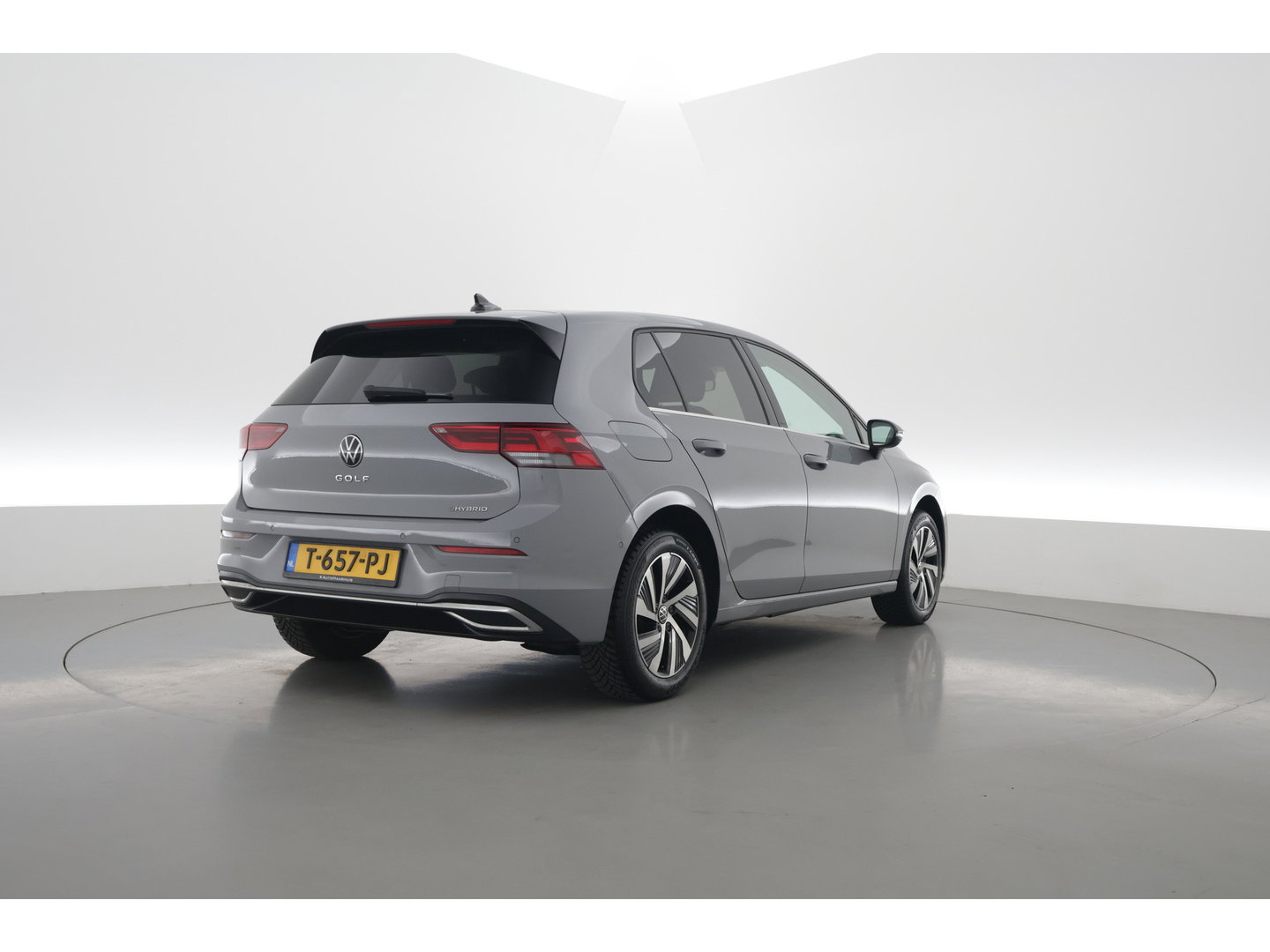 Volkswagen Golf 1.4 eHybrid Style | Massage | Memory | Camera | Adapt. Cruise | Apple CarPlay + NAV | SOH 94% |