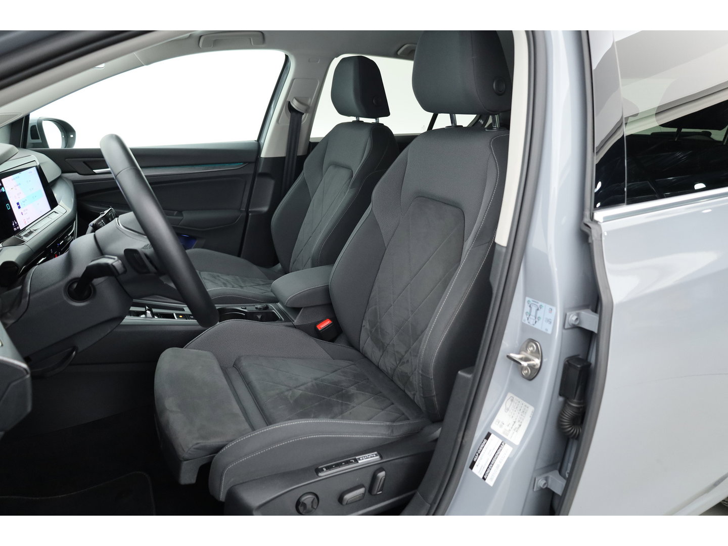 Volkswagen Golf 1.4 eHybrid Style | Massage | Memory | Camera | Adapt. Cruise | Apple CarPlay + NAV | SOH 94% |