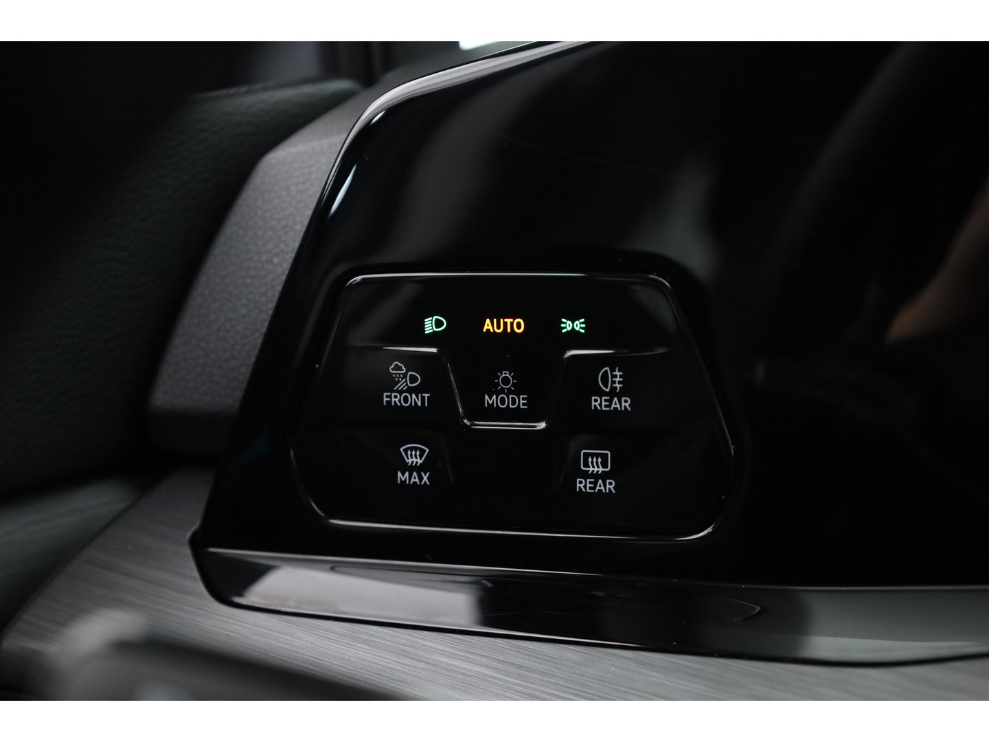 Volkswagen Golf 1.4 eHybrid Style | Massage | Memory | Camera | Adapt. Cruise | Apple CarPlay + NAV | SOH 94% |
