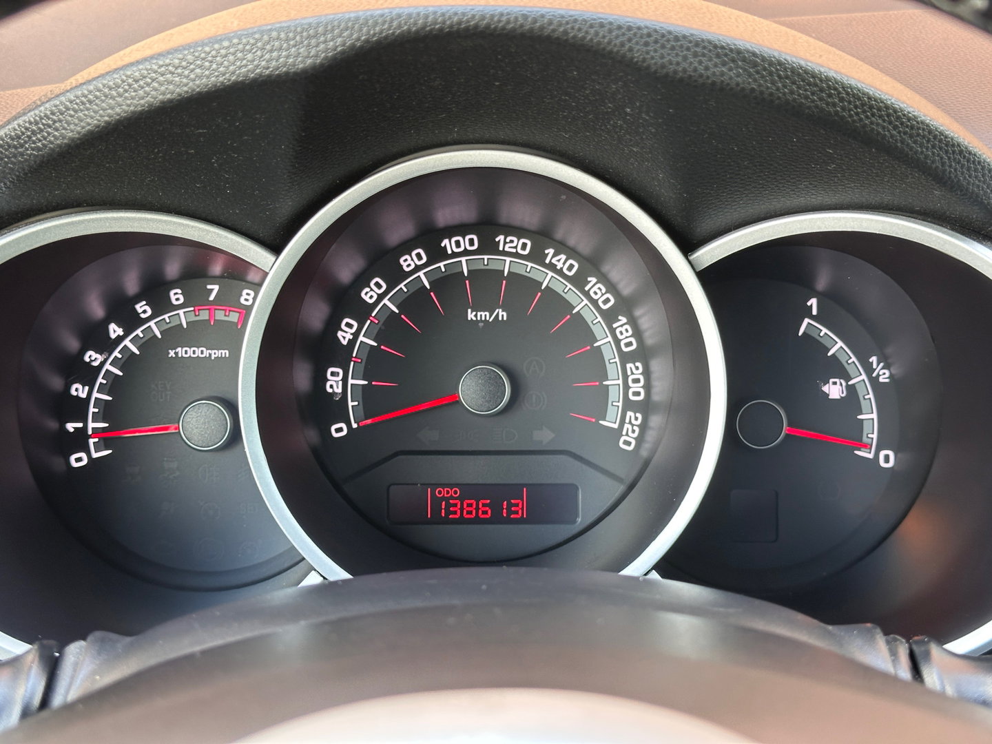 Kia Venga 1.6 CVVT ExecutiveLine | Panoramadak | Cruise Control | Achteruitrijcamera | Airconditioning | Bluetooth | Isofix